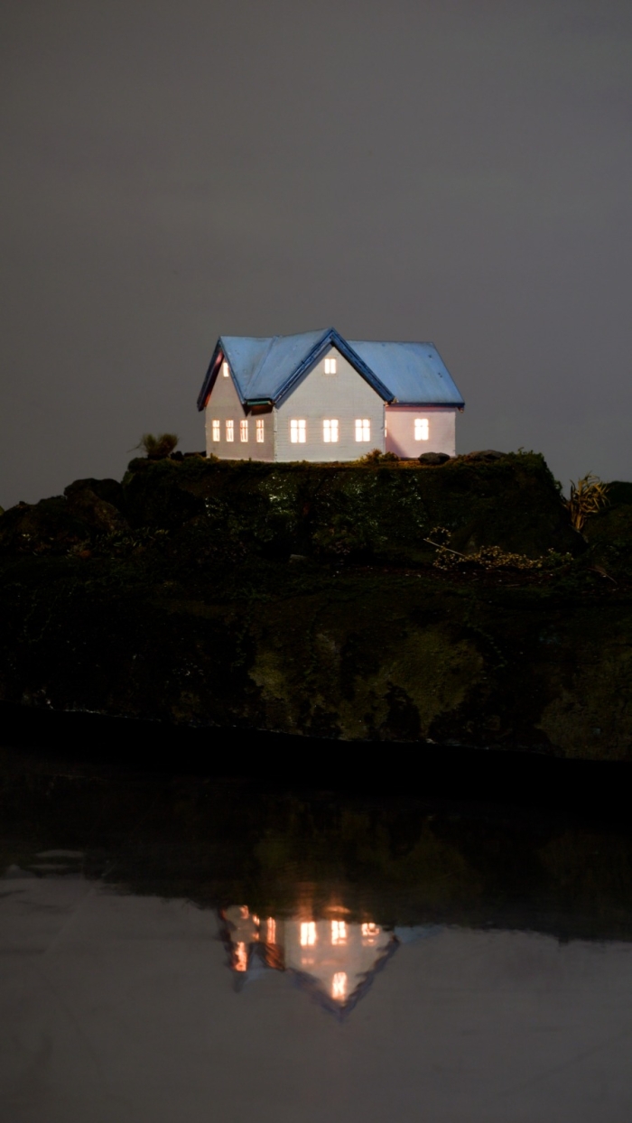 Keeper - 1/8 - 17 inch videowork